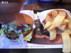 原汁牛肉汉堡套餐-FATBURGER 特富客汉堡(外交公寓店)