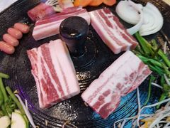 -豚豚家돈돈가韩国锅盖烤肉(新北万达店)