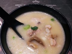 茶树菇土鸡粥-潮十三潮汕砂锅粥(高新四路大都荟店)