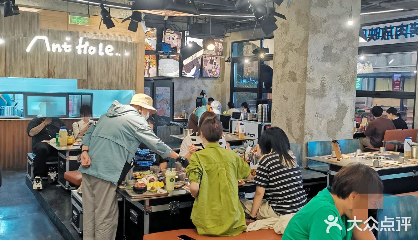 广州探店|广州首家放映厅主题烤肉