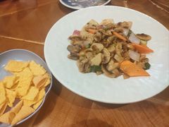 -雀舞云南菜(天津天河城购物中心店)