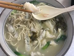 招牌黄鱼面-明呈黄鱼面馆(斜土路店)