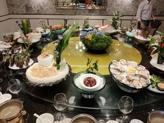 -半岛翡丽海鲜自助餐厅(观风亭店)