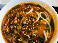 小锅米线-蝴蝶泉宾馆-中餐厅