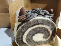 黑芝麻芝士犇犇卷-星巴克(上海虹桥新天地二店)