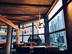 靠窗位-LYFATTI 莱芙缇(赣水路店)