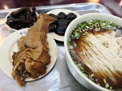-伟记奥面馆(养育巷店)