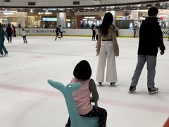 -冰纷万象滑冰场(沈阳万象城店)