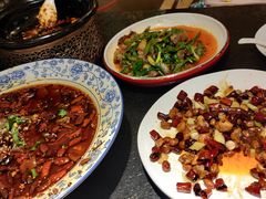 -万重锦·人文川菜馆(骡马市店)