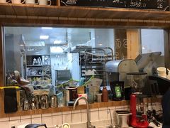 -沁屋面包店(人民东路店)