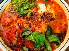 云南杨林酸菜鱼-云海肴·汽锅鸡·云南菜(美罗城店)