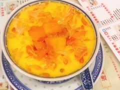 杨枝甘露-广信牛奶甜品世家(台东店)