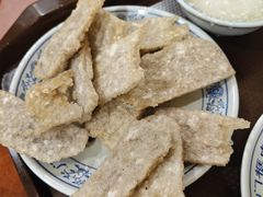 老北京炸灌肠-门框胡同百年卤煮(新街口店)