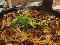 -鸿顺老铁锅美蛙鱼府(解放碑店)