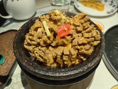 石锅手打牛肉丸-潮堂 · 潮州菜(国贸商城店)