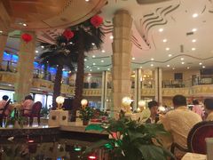 -碧中海汤泉汗蒸酒店