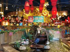 大堂-老滇山寨•云南特色菜•地方菜•民族风情歌舞表演(金碧店)