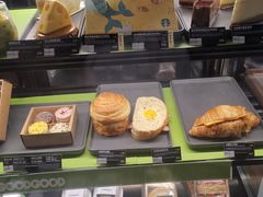 -星巴克(广州百信广场东区店)