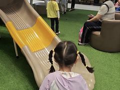 -丽达购物中心(崂山店)