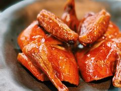 脆炸乳鸽-荣小馆(安达仕店)