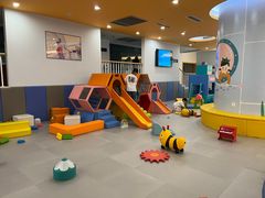 -戊辰亲子游泳俱乐部