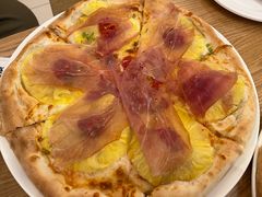 阿拉本诺披萨-城市大道红炉披萨烘焙坊