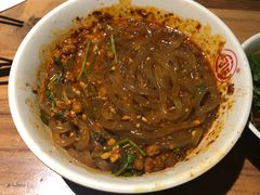 -万记麻辣烫国展总店