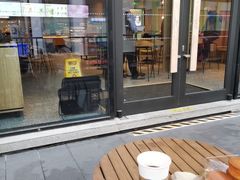 -星巴克臻选(金桥国际店)