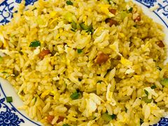 -江城燕子大排档(江汉路步行街店)