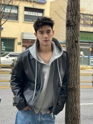 -一家只做男发烫染的店