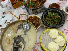 -堂瓦里·33年传统赣菜(第一街区店)