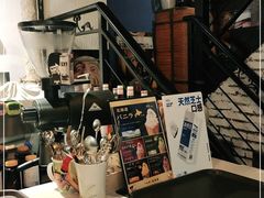 -84那年咖啡馆(李沧万达店)
