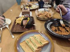 -HELLO 27 意面·沙拉·帕尼尼