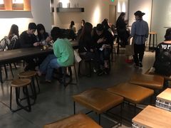 大堂-喜茶(深圳东门1234店)