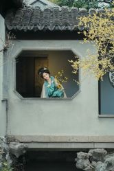 -两间半汉服工作室(平江路店)