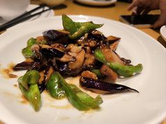 地三鲜-关东小磨东北菜(上海长风大悦城店)