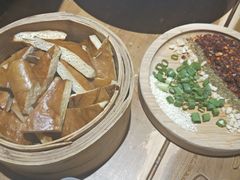 -白乐天毛肚火锅馆(解放碑店)