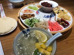 -怪噜范·老贵阳街头名小吃(汇金星力城店)