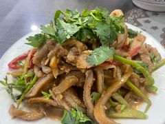 -一间楼牛羊肉泡馍馆(东一路店)