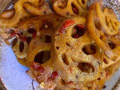 -周真真南昌拌粉·瓦罐汤(光启城店)