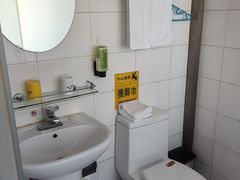 -和家宾馆(四季青店)