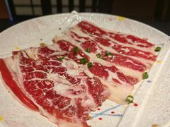 -山川小町·极番烧肉(新地假日广场店)