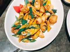 家烧春笋-汤城小厨•粤菜•靓汤(苏州街店)