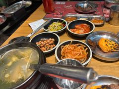 -青瓦炭韩潮烤肉(花园道店)