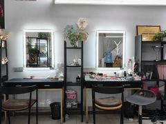 -ME觅妆·定制美妆·彩妆私教(菱角湖店)