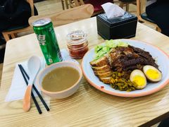 -瑞霖·隆江猪脚饭