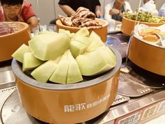 -龍歌自助小火锅(芝罘万达店)
