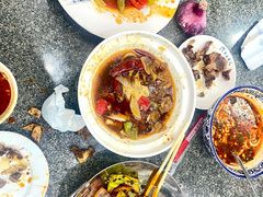 -何猫特色黄焖羊肉