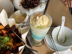-穹六人间 people 6(岳阳路店)