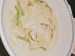 -爱碗亭·鲜炒湖南菜(壹城中心店)